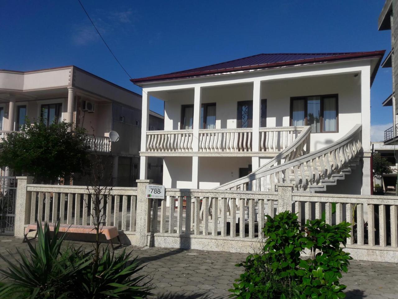 Guest House Kobuleti #788 Eksteriør billede